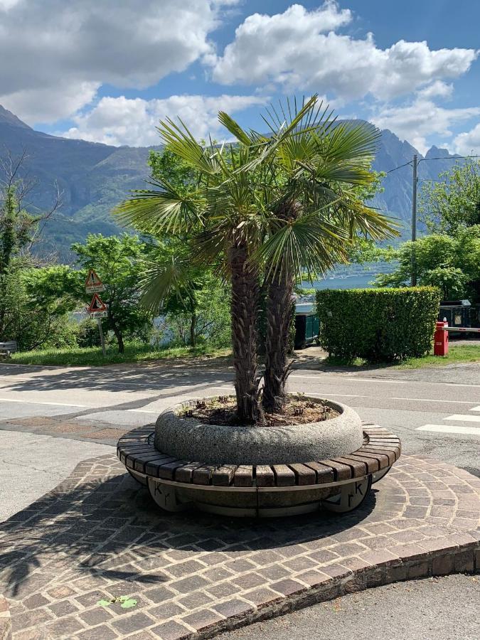 Appartamento Timeless Con Piscina E Tennis Valbrona Luaran gambar
